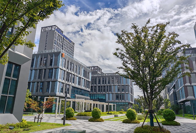 许昌工业地产投资新蓝海——新能源产业园区崛起